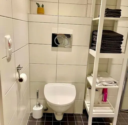 Nordisk Moderne Med Parkering