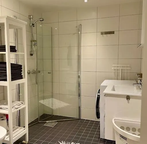 Nordisk Moderne Med Parkering Apartment Tomasjorda